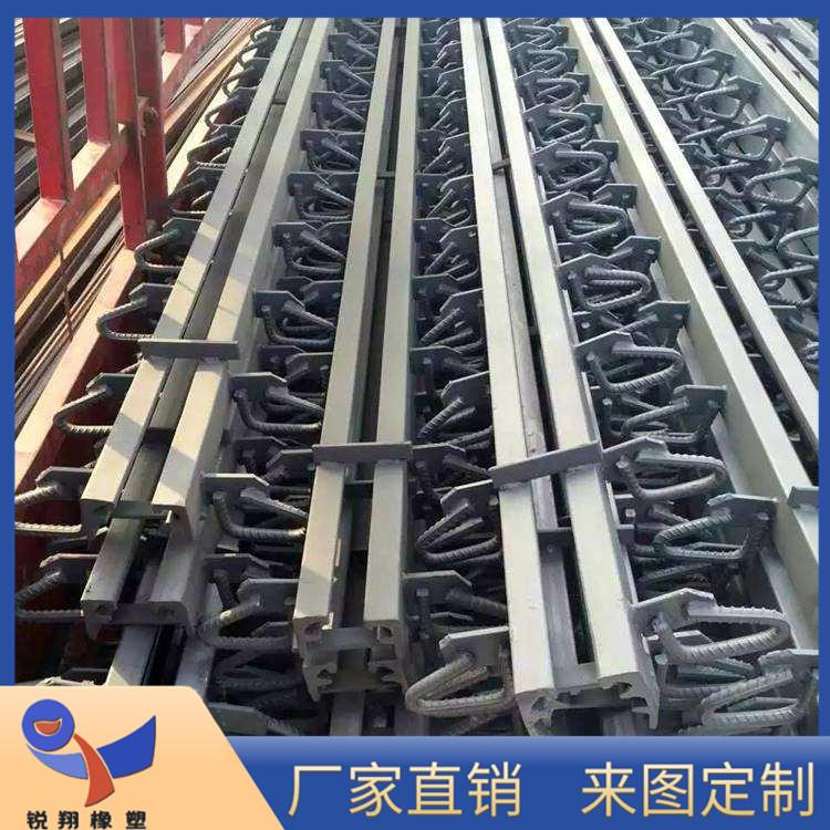 桥梁伸缩缝浇筑应注意的事项有哪些？