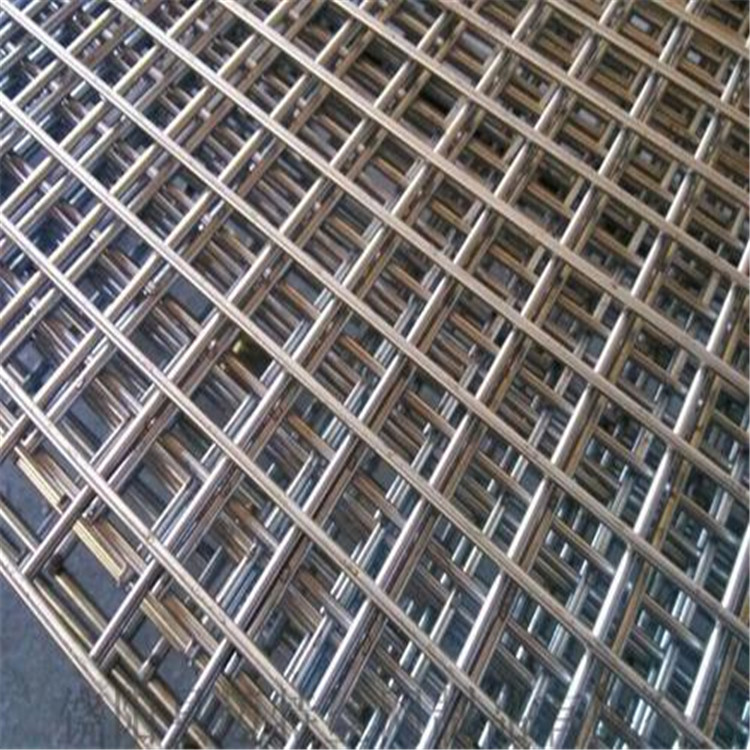 热镀锌钢丝网 小孔电焊网片 坚固耐用欢迎来电咨询