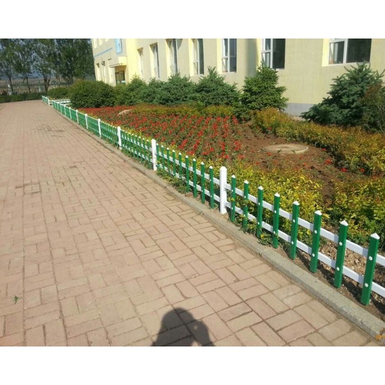 绿化护栏锌钢材质