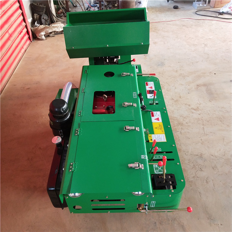 35马力手动蒸发式电启动履带开沟施肥机