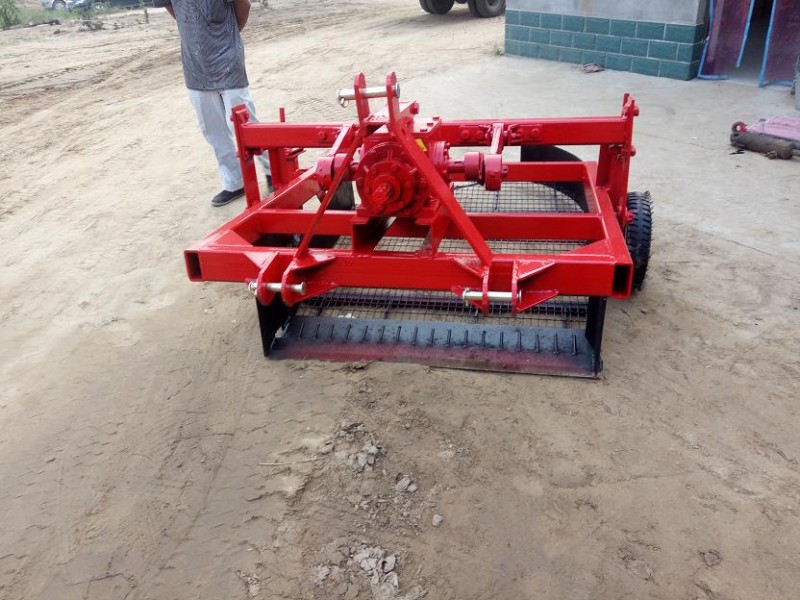 大量供应震动式龙胆草黄精药材收获机防风田七紫苑收获机