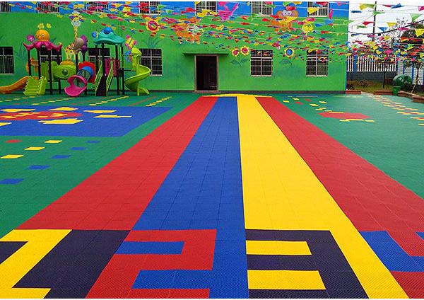 悬浮式拼装地板,悬浮式地板,篮球场悬浮地板