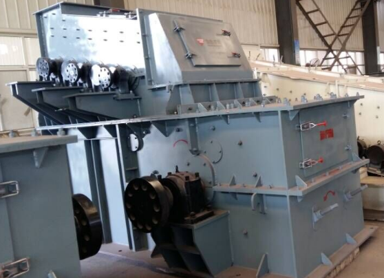 筛碎一体破碎机的优势