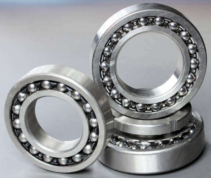 组合滚轮轴承的组成