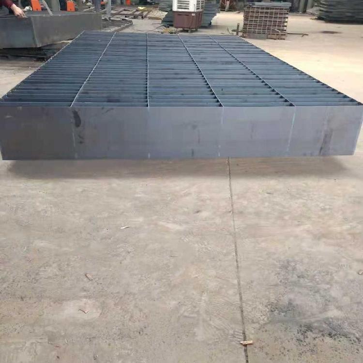 飞韵厂家供应石油化工重型高承载钢格板热镀锌踏步格栅Q235地网加工