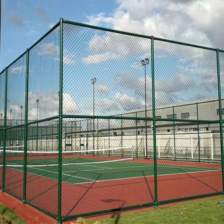 厂家定做球场围网 篮球场围网 运动场围栏网球场围栏