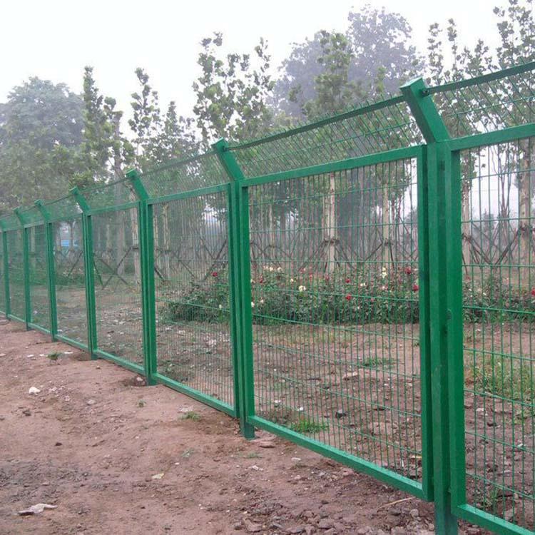 铁路丝网护栏 铁路防护栅栏安装 质量可靠