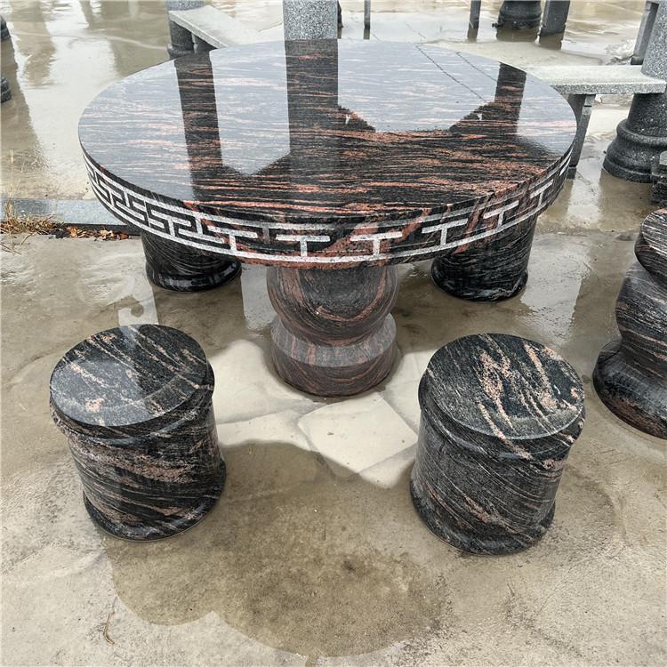 幻彩红石桌石凳 园林景观摆件 石桌 大理石石凳
