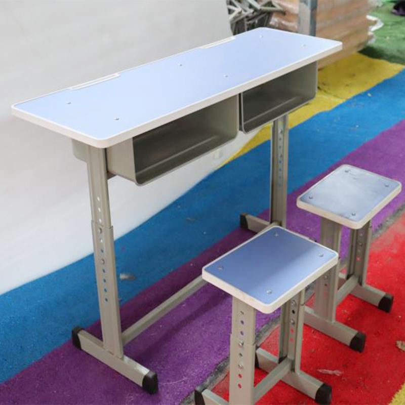 课桌椅 亲子园幼儿园桌椅 大量出售