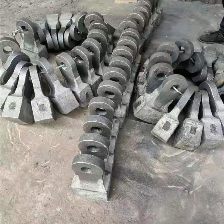 河南鹤壁破碎机锤头 博固 箱式破碎机锤头批发