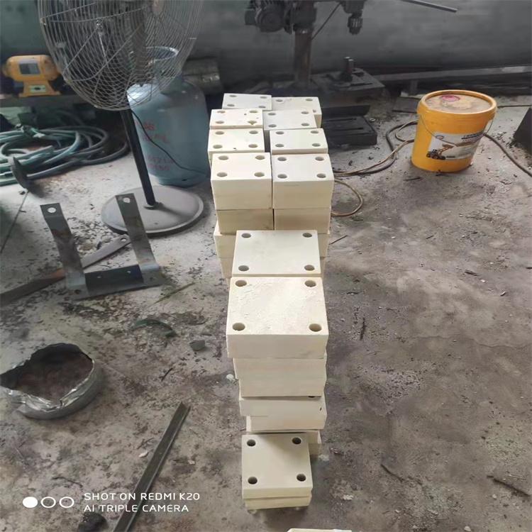 襄樊蛭石隔热管托厂家报价  志昂管道滑动隔热管托