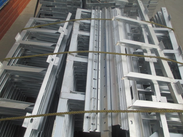 地下综合管廊支架