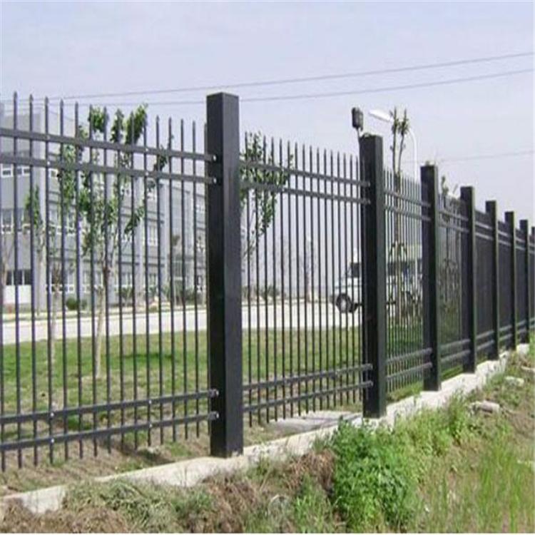 驰鸣公司现货供应耐腐蚀安全防护围栏