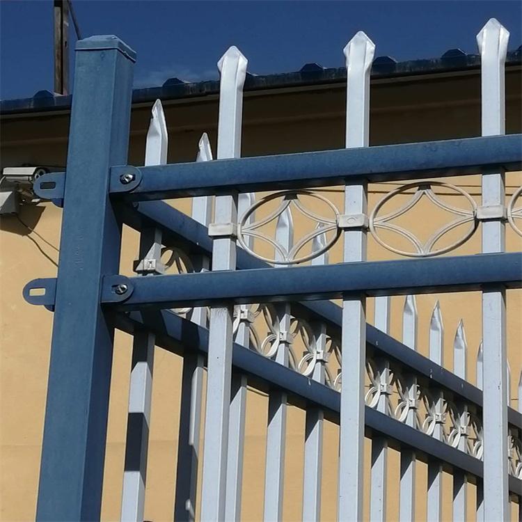 贺州公路护栏网 圈地边框护栏网 公路隔离网厂家