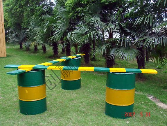 地面器械设备    地面组合器械