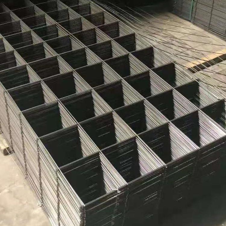 地暖钢筋网片厂家 建筑螺纹带肋钢筋焊接网片 镀锌钢丝网片现货
