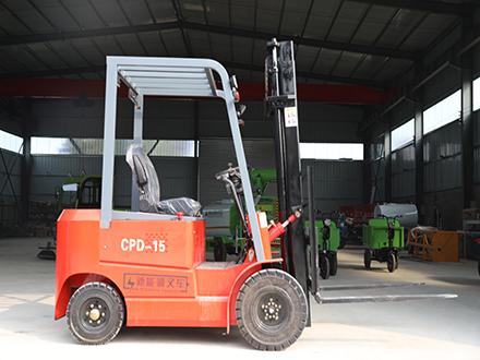 电动叉车电池防冻技巧