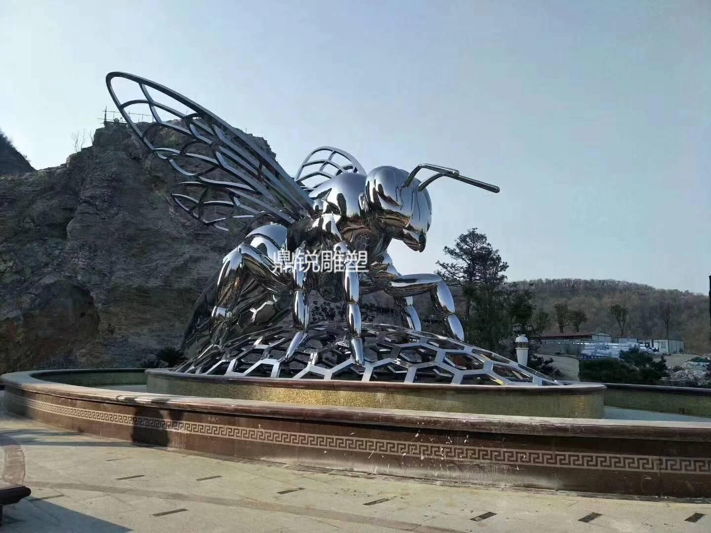 怎样设计不锈钢雕塑?