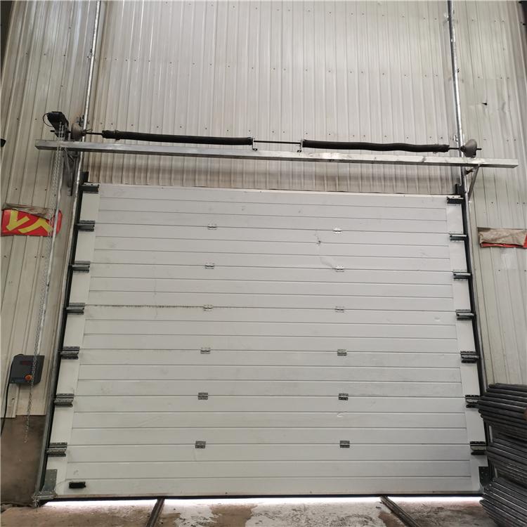 现货供应提升门 工业提升门 规格齐全 品质保证