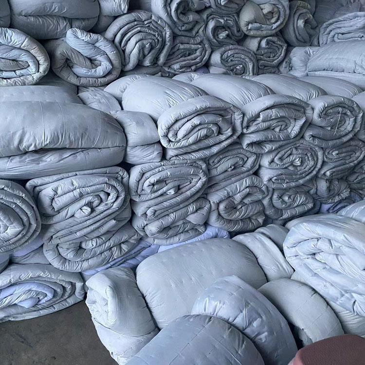 防寒工程被 冬季施工黑心棉保温被 混凝土养护保温棉被