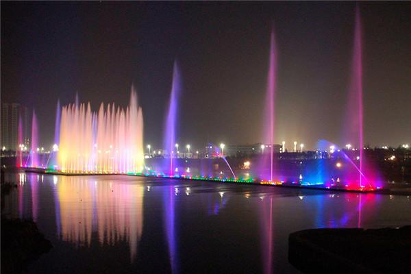 内蒙古 贺鑫园林 假山水景工程 喷泉设备厂家厂 专业喷泉制作厂家