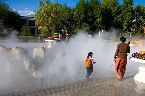 内蒙古 贺鑫园林 假山水景工程 喷泉设备厂家厂 专业喷泉制作厂家