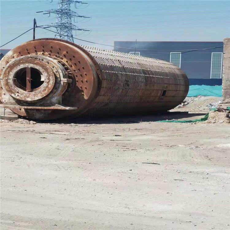 出售3.2*14米朝重生产轴承球磨机一台