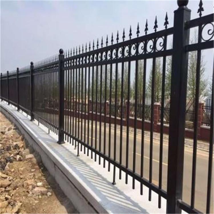 张家口 围墙护栏 学校围墙锌钢护栏实体工厂