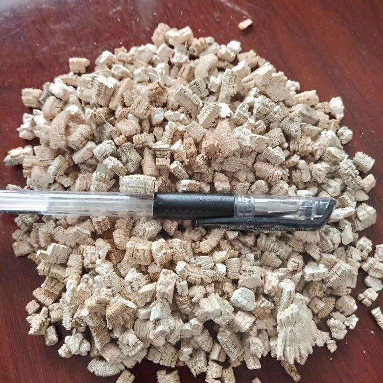 华晶 多直径 机械润滑剂蛭石  2-4mm银白色蛭石 乳白色蛭石 