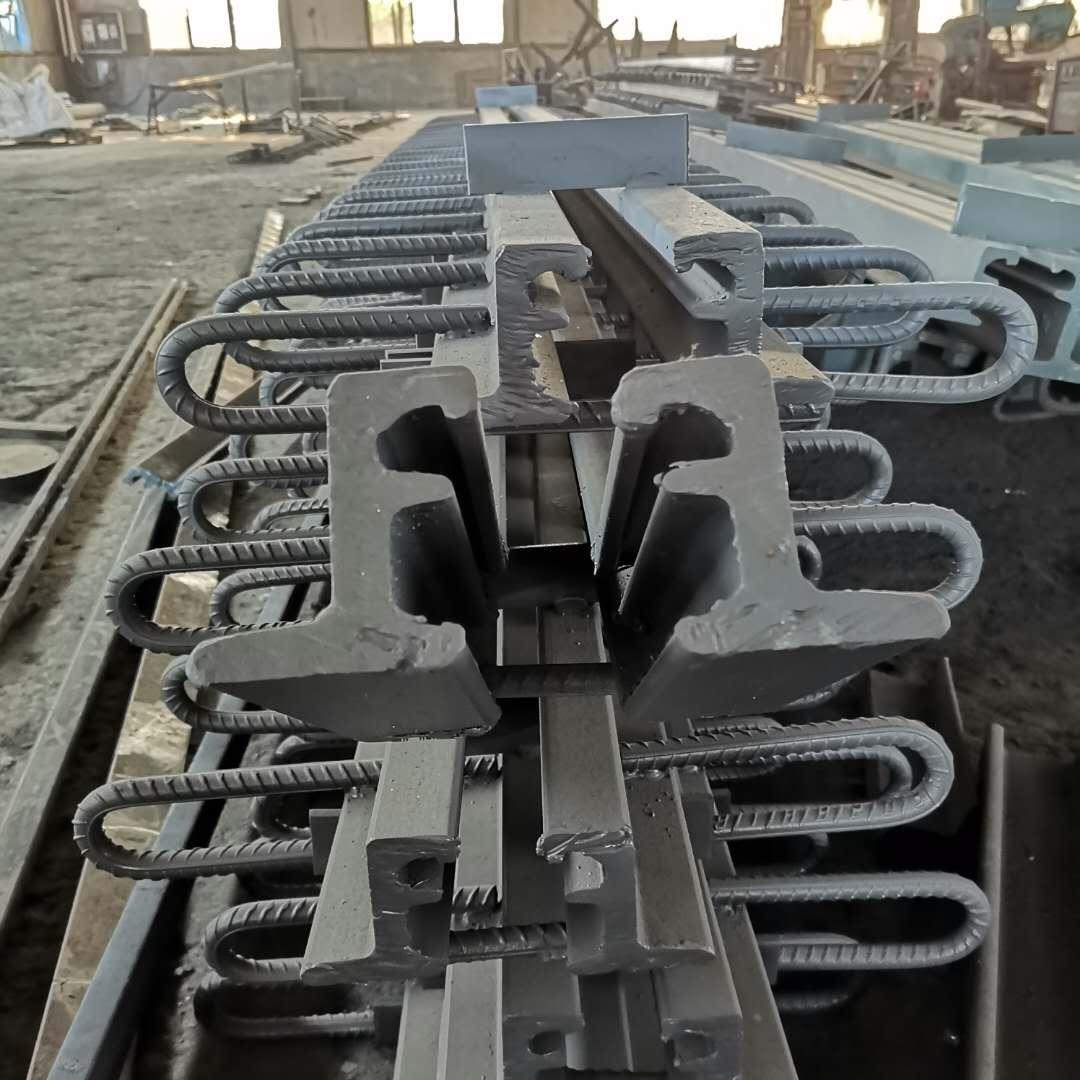 伸缩装置E80型型钢伸缩缝