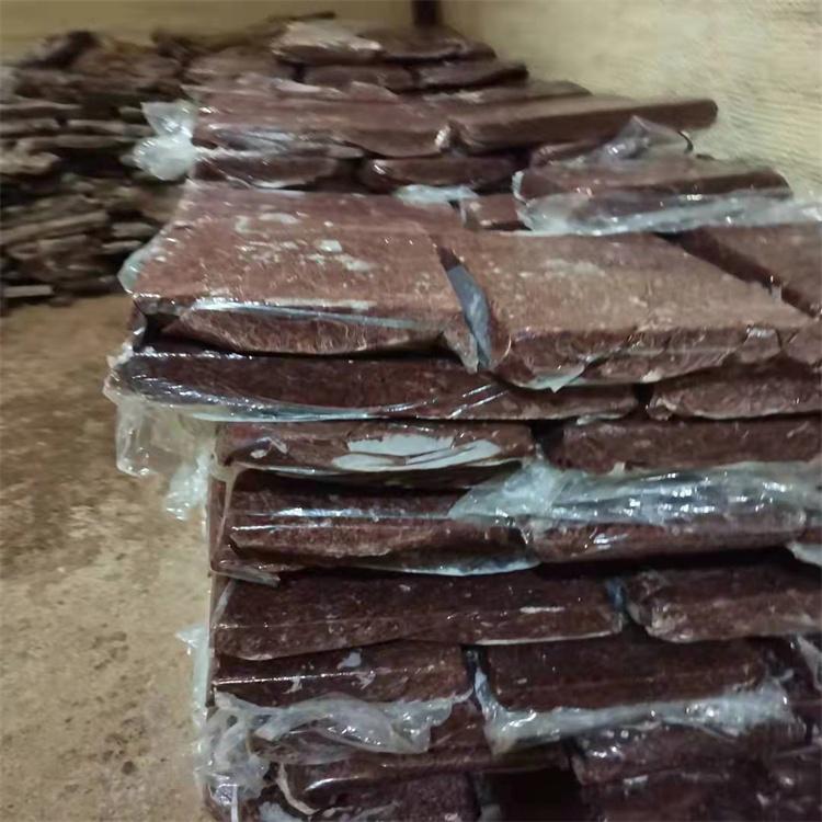 冷冻蚯蚓冻块蚯蚓水产养殖鳝鱼养殖甲鱼养殖饲料