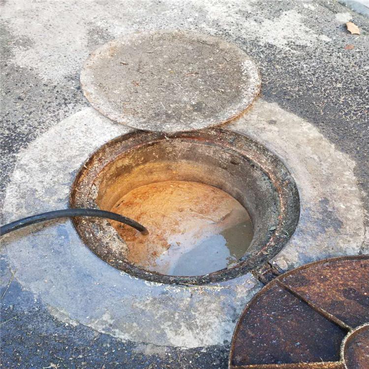 吸污车清运污水污泥粪便等