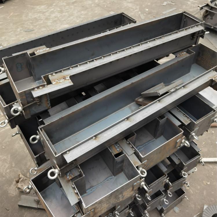 公路道口百米标志桩警示桩过梁立柱钢模具定制