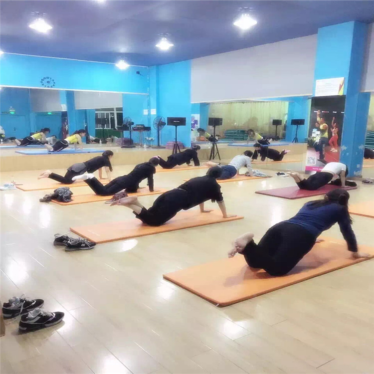 天然橡胶瑜伽垫 健林 双面防滑练功垫 常年供应 健身瑜伽垫