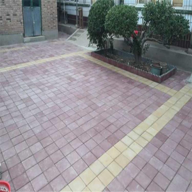 厂家供应20*20彩色面包砖 人行步道砖水泥花砖