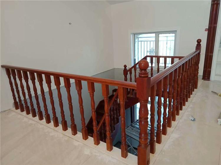楼梯扶手栏杆立柱 纯实木楼梯整梯