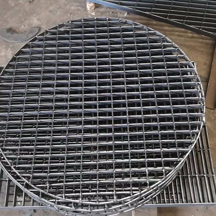 楼梯踏步水沟钢格板 金属钢格栅  马道钢格栅