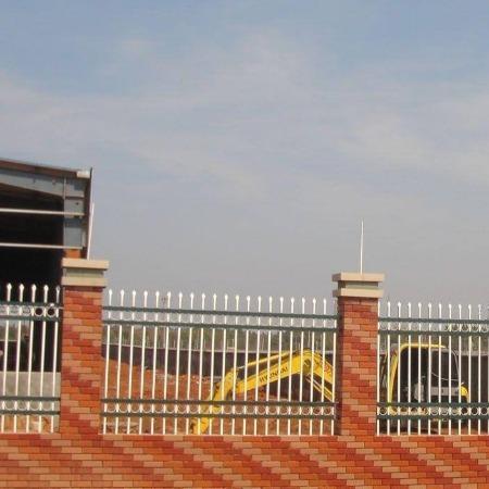 锌钢护栏小区学校庭院围墙护栏栅栏铁艺围栏组装式防护围栏