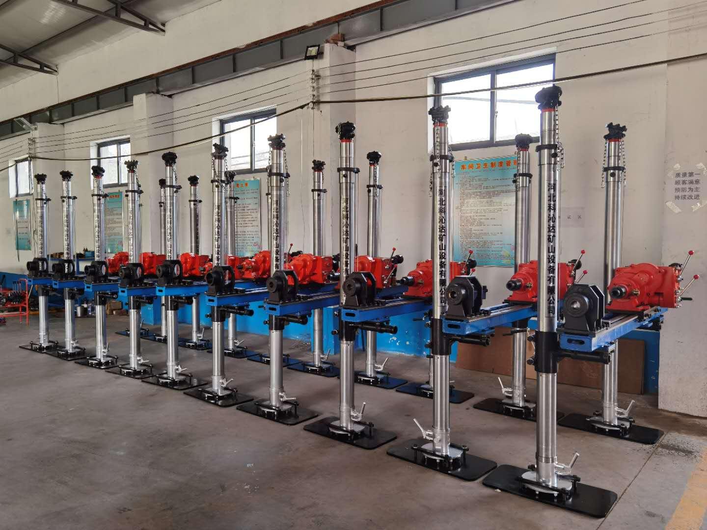 气动架柱式钻机