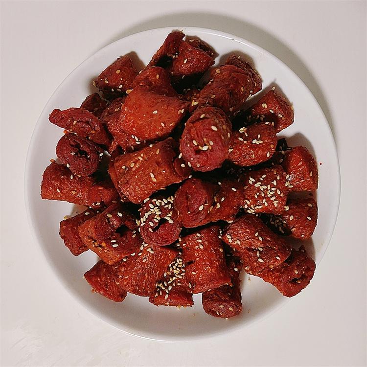 可口零食 麻辣素鸭脖 河北厂家供货 素鸭脖价格