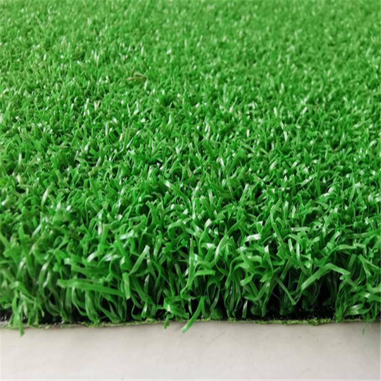 厂家直销幼儿园足球场人造草坪工程围挡假草皮人工地毯草仿真草坪