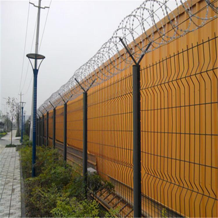 Y型柱安全防御网 刺绳铁丝围栏网护栏飞机场护栏网安全隔离防爬防护网
