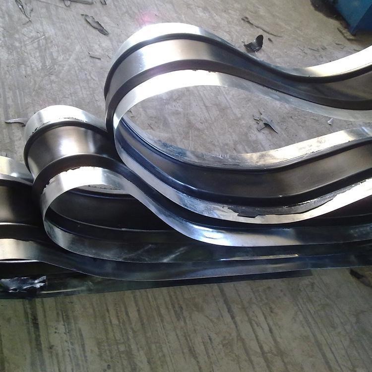 钢边橡胶止水带