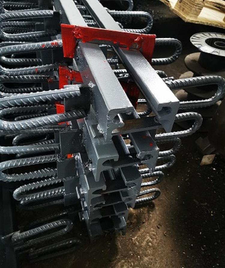 伸缩缝    公路桥梁伸缩缝装置   厂家清库存伸缩缝