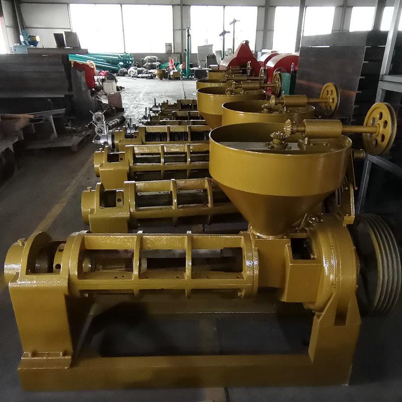 YZYX140斜齿静音螺旋榨油设备