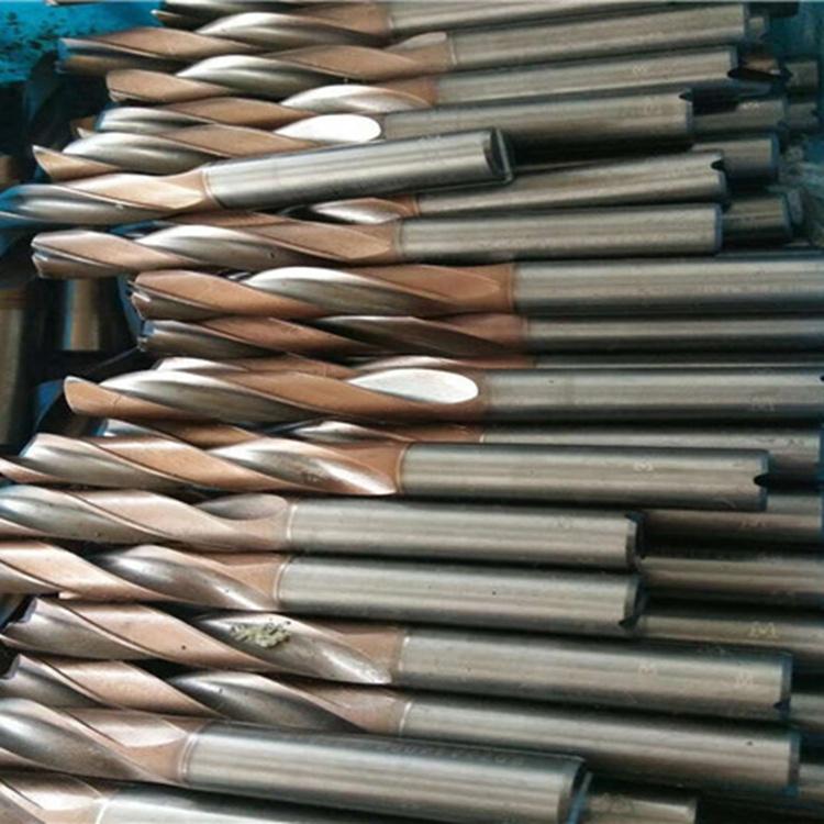 常年高价回收废钨 废金属 欢迎致电