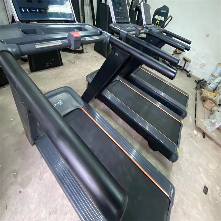 大胡子 健身设备一套 底价处理