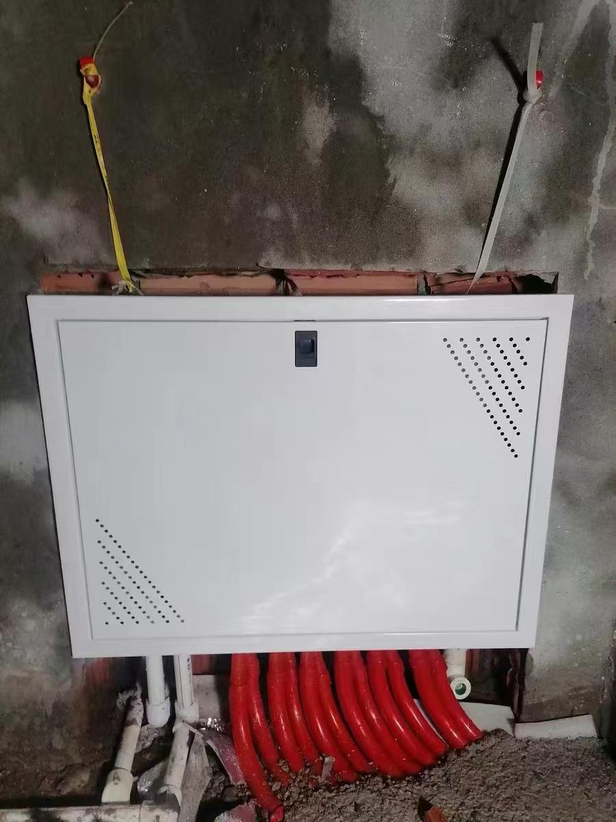 地暖分水器箱子 拆装式暗箱 不锈钢背板遮丑遮挡箱 分集水器明装箱