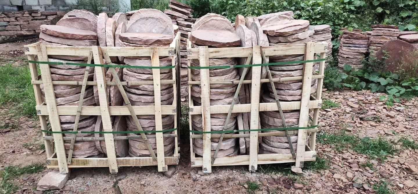 室内光面花岗岩楼梯踏步板  工程用路沿石供应 价格优惠 青峰