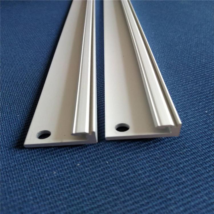 型材插箱加工生产设计厂家 瑞科五金机箱横梁 中横梁